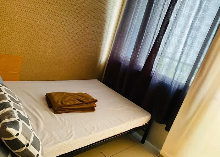 Shell C1 Shortwalk Mall Of Near Airport Apartamento